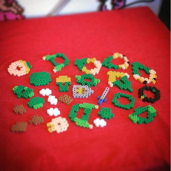 3D Zelda Link Hama Beads Perler Photopearls work photo by Instagram Follower tmacartwork (1)