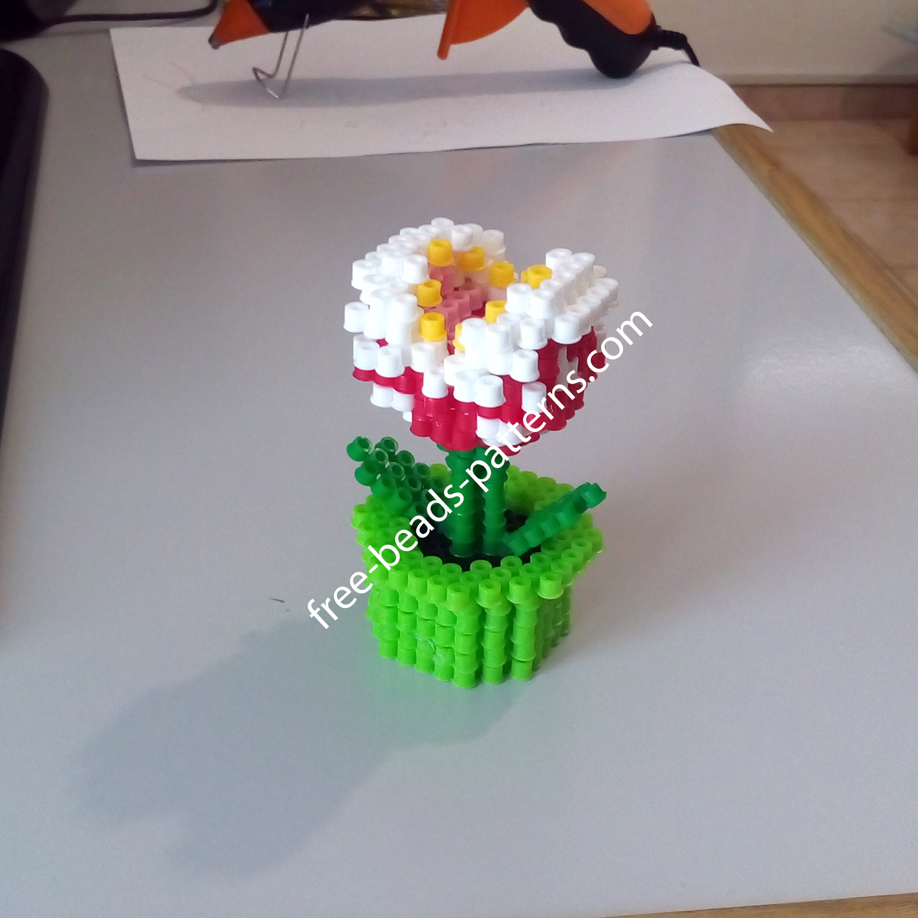 3D perler beads Piranha Plant from Super Mario work photos (6)