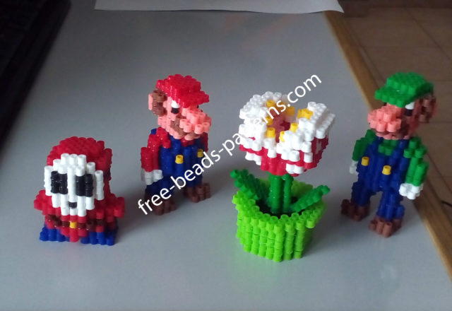 3D perler beads Piranha Plant from Super Mario work photos (9)