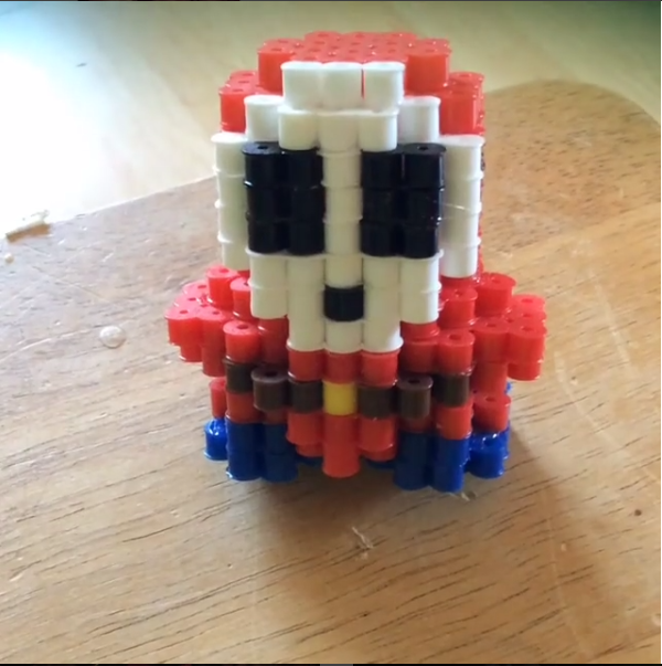 3D perler beads Super Mario Shy Guy by Instagram Fan mama_abulea_1 (1)