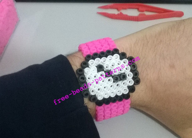 3D perler beads round fucsia watch work photos (3)