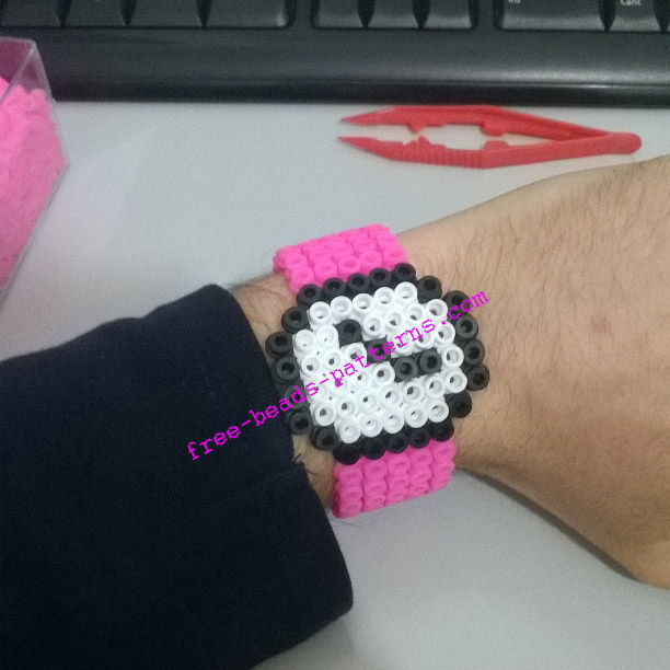 3D perler beads round fucsia watch work photos (3)