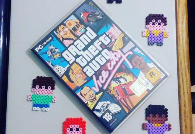 Chibi GTA Vice City perler beads characters work photos (2)