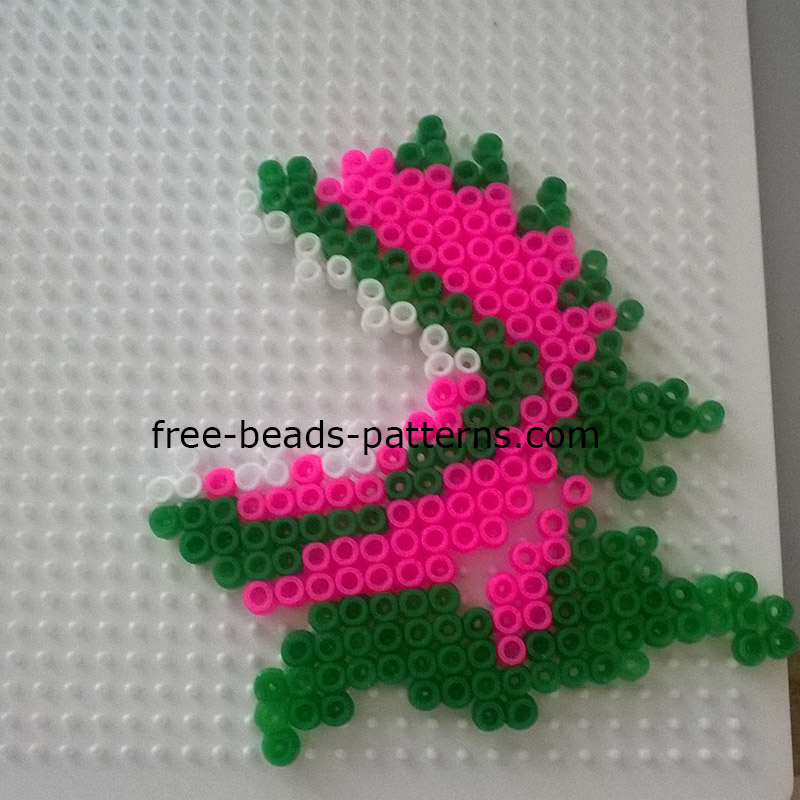 Chomper Plants vs Zombies Pyssla beads work photos aurthor Website user Bill (2)