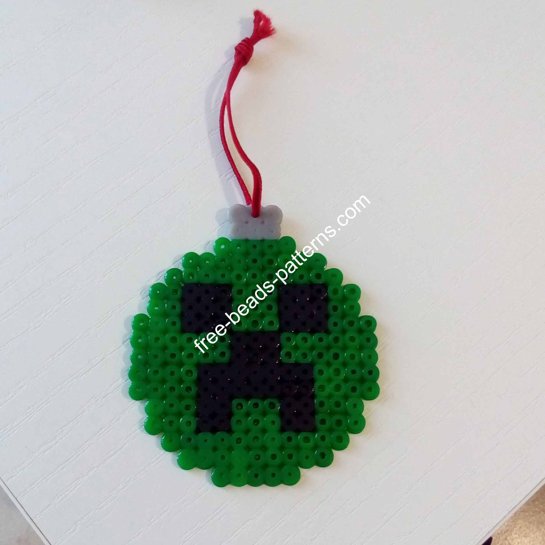 Creeper Christmas Ball Hama Beads Perler Pyssla