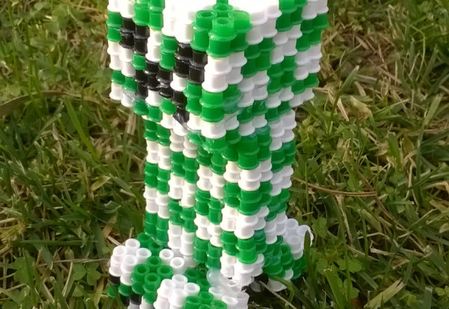Creeper Minecraft 3D Perler Beads Hama Beads on the grass (4)