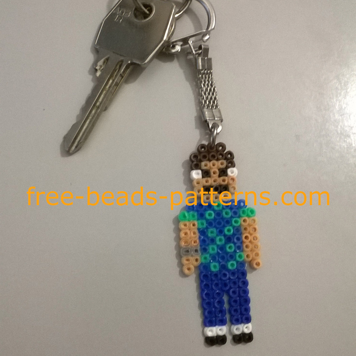 Finished work photos perler beads Hama Beads Tommy Vercetti GTA Vice City (2)