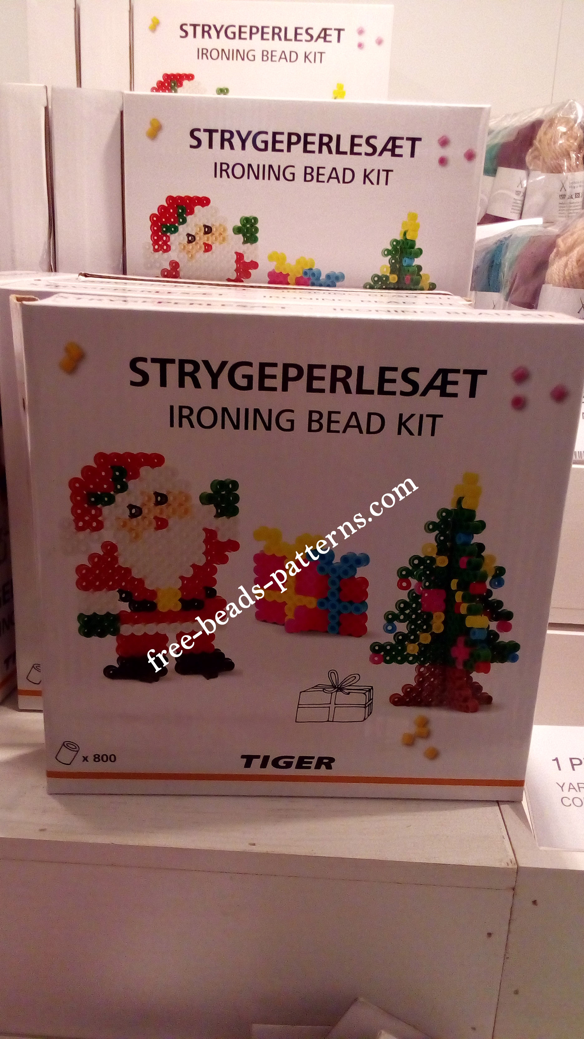 Flying Tiger Copenhagen iron beads Christmas Set