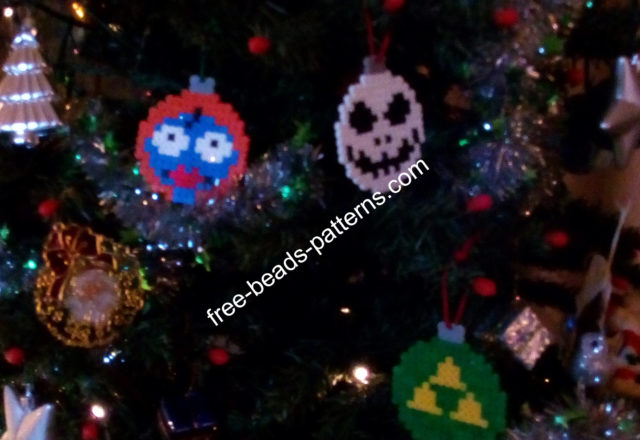 Jack Skellington and Sally hama beads perler christmas balls photos (4)