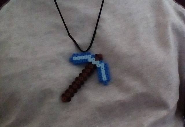 Minecraft diamond pickaxe perler beads work photos (2)