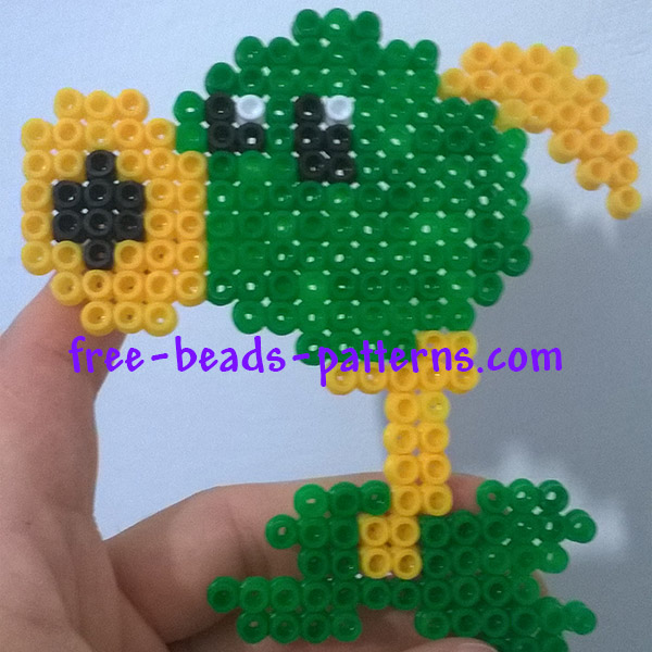 Peashooter Plants vs Zombies Pyssla fusion beads work photos author Bill (6)