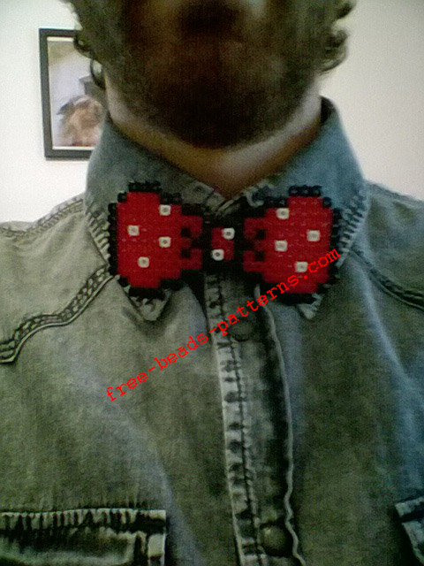 Perler beads bow tie red with white pois work photos (2)