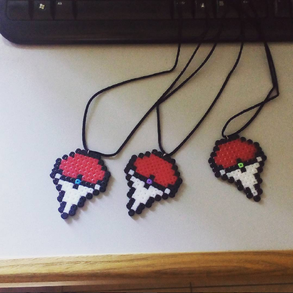 Pokemon Go Plus badges hama beads perler beads work photos (4)