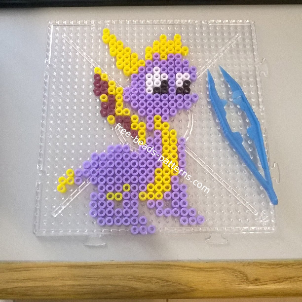 Spyro The Dragon 2D perler beads work photos (2)