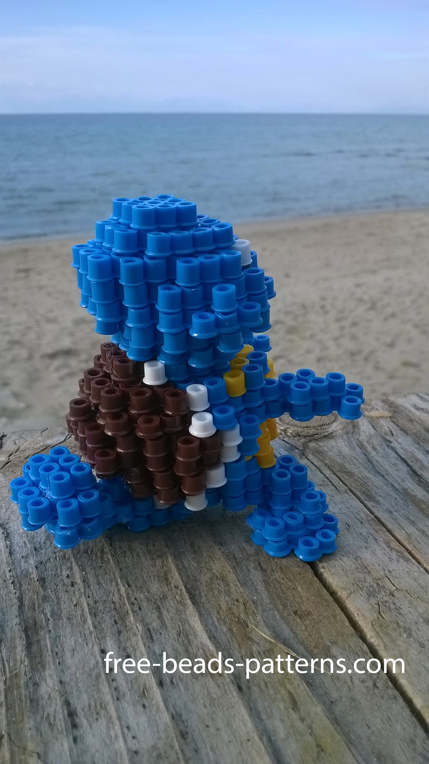 Squirtle Pokemon 3D Perler Beads Hama Beads at the beach photos (2)