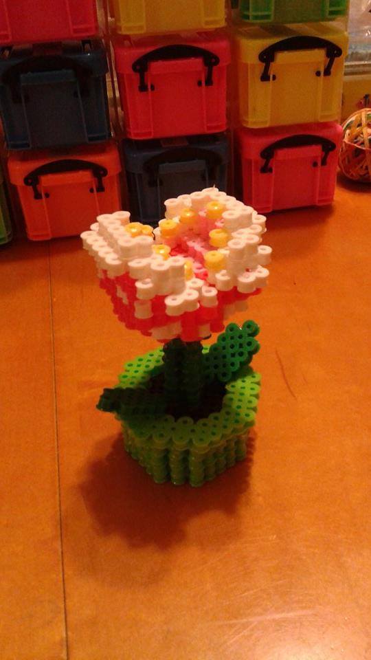 Super Mario 3D perler Piranha Plant by Facebook Fan Zombiie Creations (4)