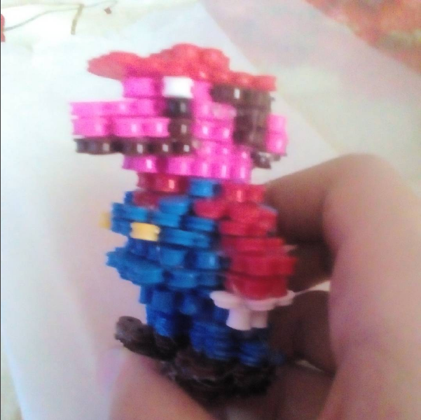 Super Mario 3D perler beads by Instagram Fan la_potterhead_creativa