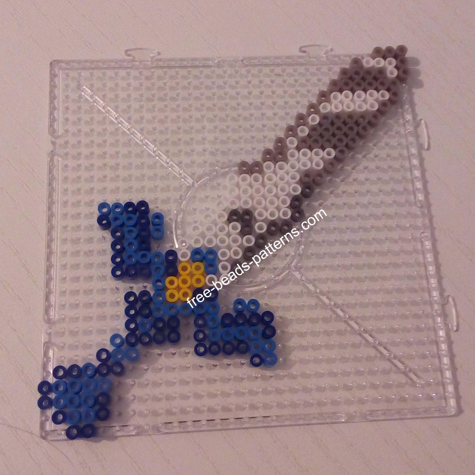 The Legend Of Zelda Master Sword and Hyrule Shield Hama Beads Perler photos (1)