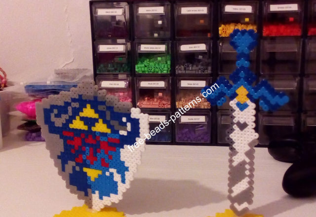 The Legend Of Zelda Master Sword and Hyrule Shield Hama Beads Perler photos (10)