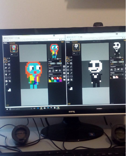 Working on 2D pixel art hama beads Jack and Sally Nightmare Before Christmas